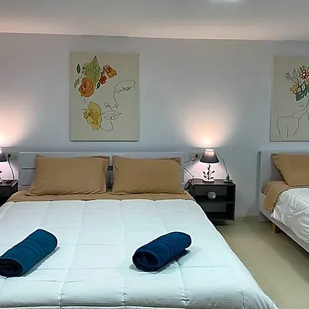 Duplex Near Center Hotel